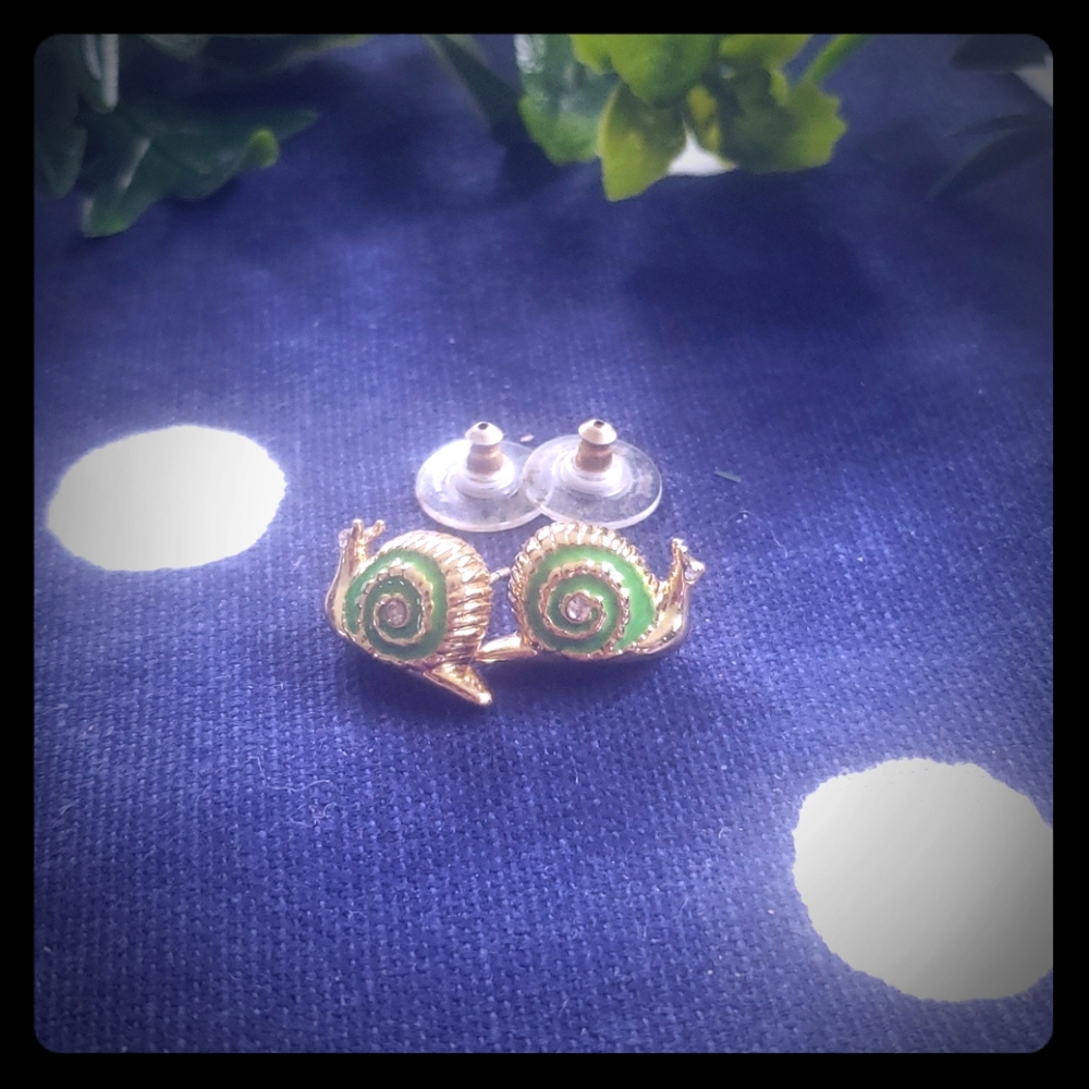 Kate Spade Snail Stud Earrings